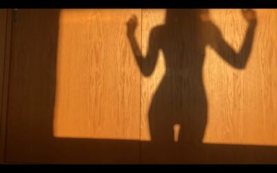 비키니 그림자 놀이😘