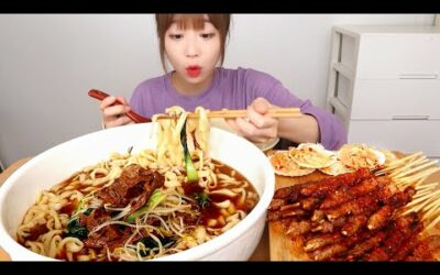 이거 진짜 맛있어요😂 도삭 우육면 6그릇과 양꼬치 30개 먹방