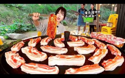 우리나라서 가장 큰? 1M솥뚜껑에서 삼겹살?!😳 강화도 꼭대기집 약수터 삼겹살과 포기김치 먹방