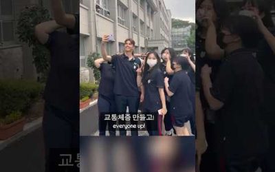 British Highschool boys get recognised by Koreans!