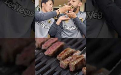 Wolves football team try Korean BBQ! ft. Ssam