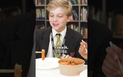 Highschoolers’ First Taste of Tteokbokki and Corn dogs 😋🔥 떡볶이와 핫도그 조합을 처음 맛본